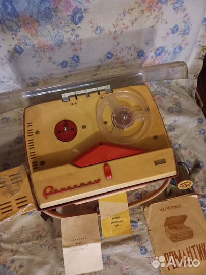 Магнитофон катушечный 