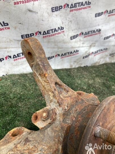 Кулак поворотный передний левый Mitsubishi Lancer