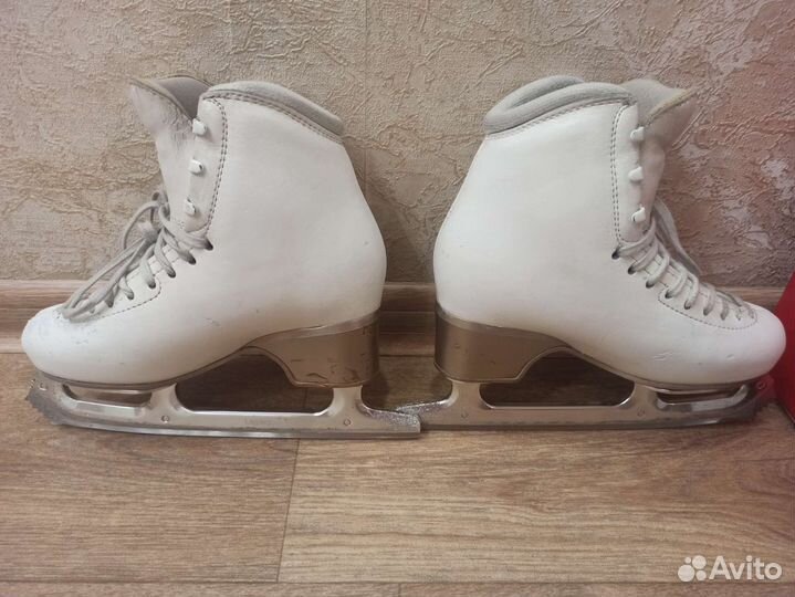 Коньки Edea Chorus 225 лезвия Matrix Legacy