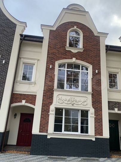 Таунхаус 190 м² на участке 2,1 сот.