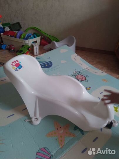 Круг для купания, горка для купания и ванночка