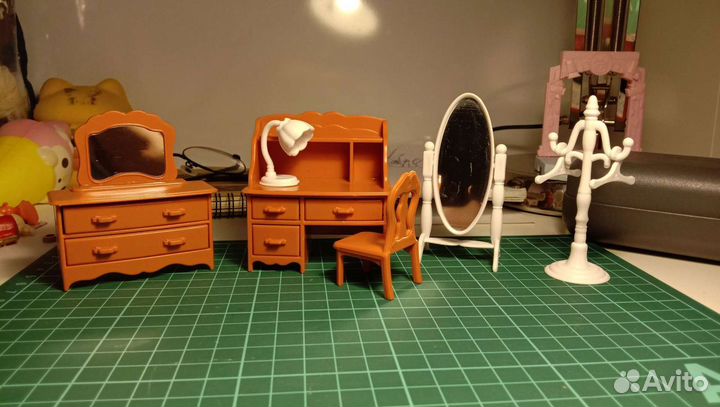 Игрушечная мебель