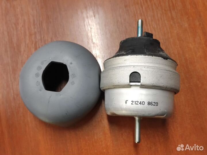 Опора двигателя пер гидравл audi skoda VW 1995