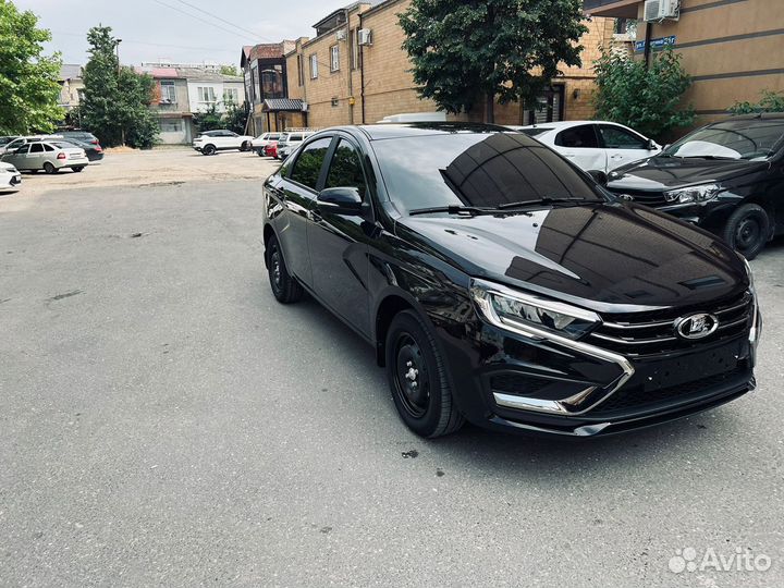 LADA Vesta 1.8 CVT, 2024, 7 000 км