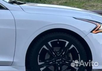 Переднее правое крыло Kia K5