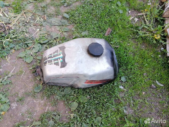 Разные запчасти для советских мотоциклов