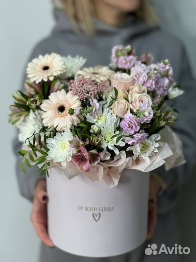 Букет в шляпной коробке к 14 февраля