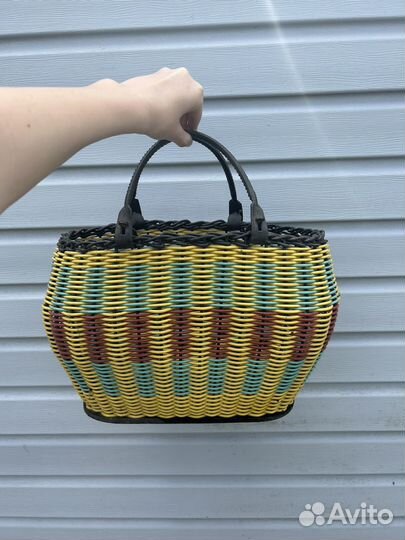 Корзинка плетённая