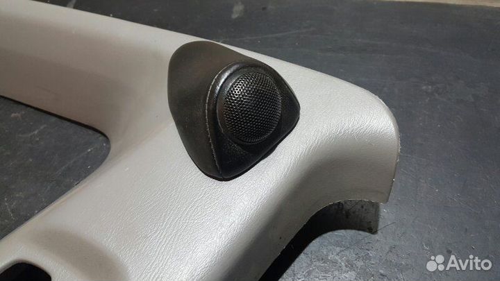 Подиумы под динамики Subaru Forester SG 04-07