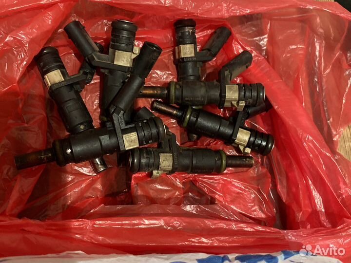 Топливные форсунки 113, 272 мотор Мерседес 164