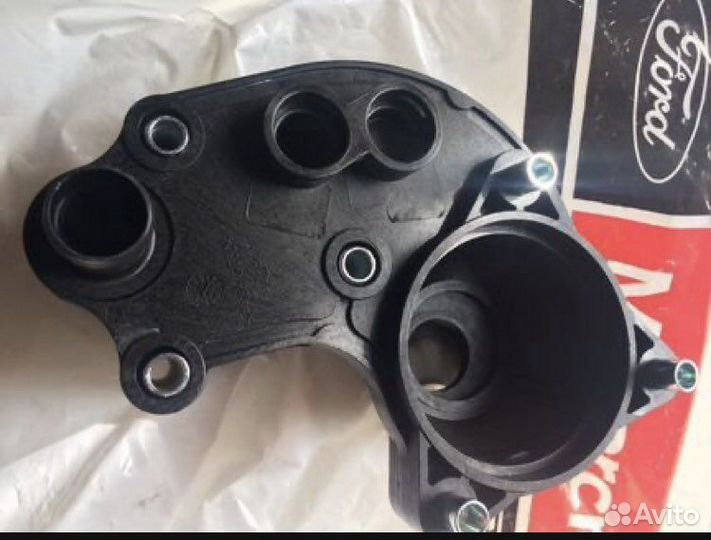 Корпус термостата в сборе Ford Explorer soh