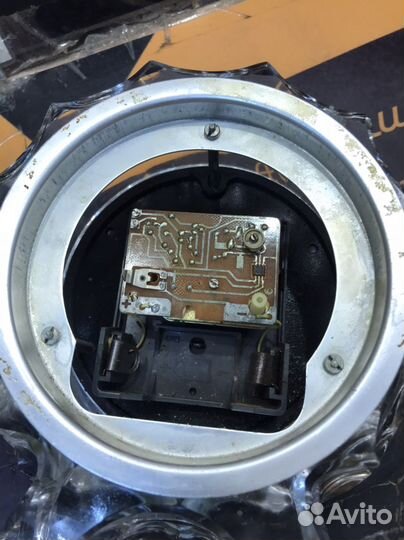 Настольные часы маяк СССР кварц