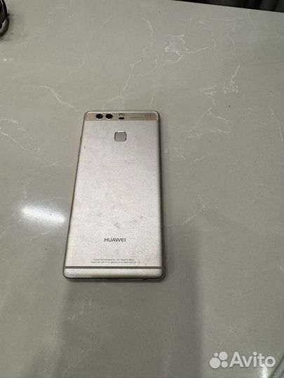 HUAWEI P9 Dual sim, 3/32 ГБ