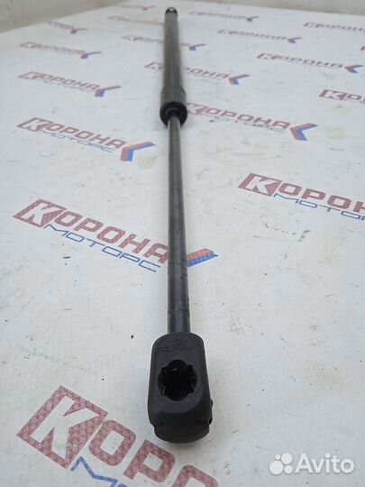 Амортизатор крышки багажника левый ssangyong acty