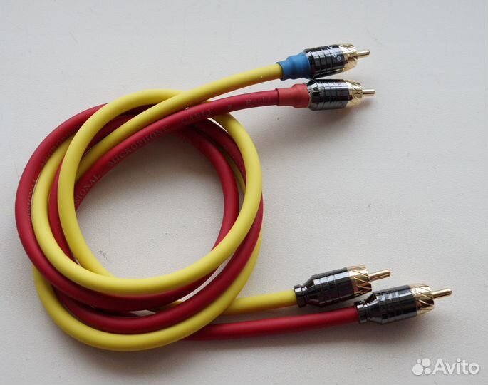 Межблочный кабель Van Den Hul