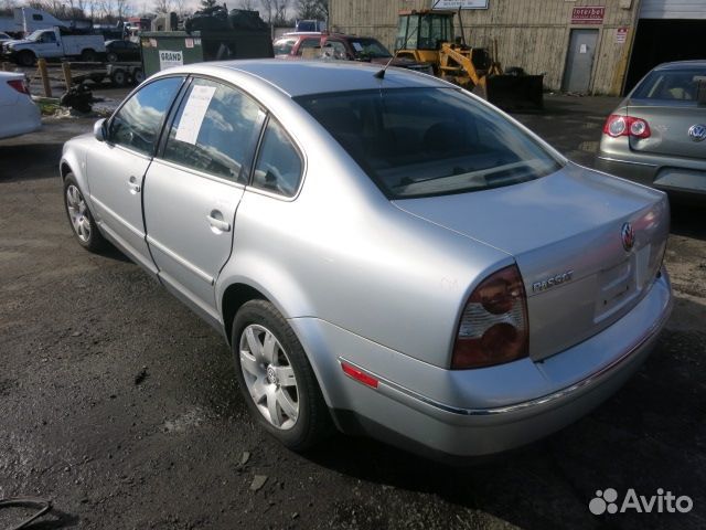 Разбор на запчасти Volkswagen Passat 5