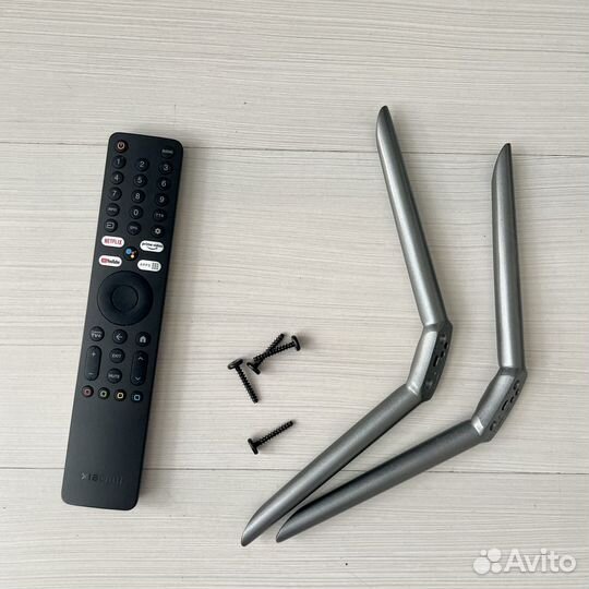 Пульт ду и ножки для телевизора xiaomi mi Q2 55''
