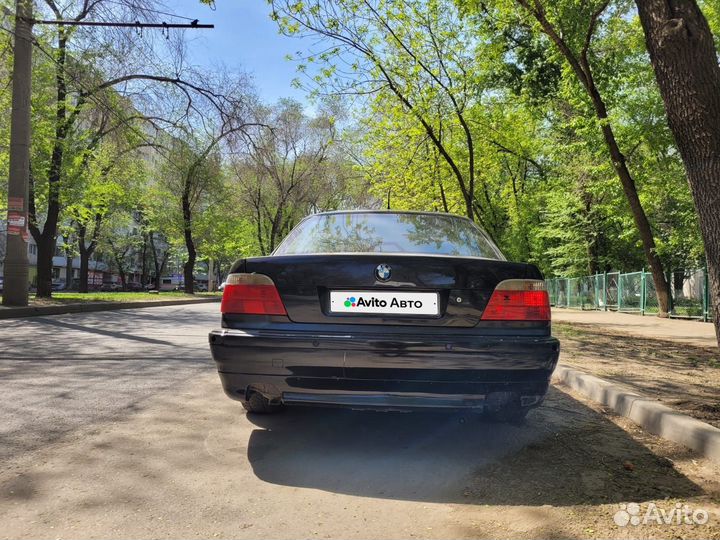 BMW 7 серия 5.4 AT, 2000, битый, 300 000 км