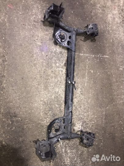 Балка задняя Ниссан Сентра В17