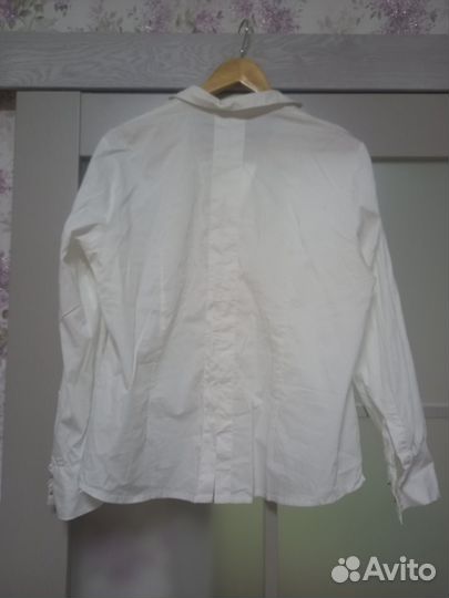 Блузка белая