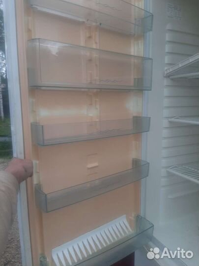 Полки для холодильника Electrolux ER4004B