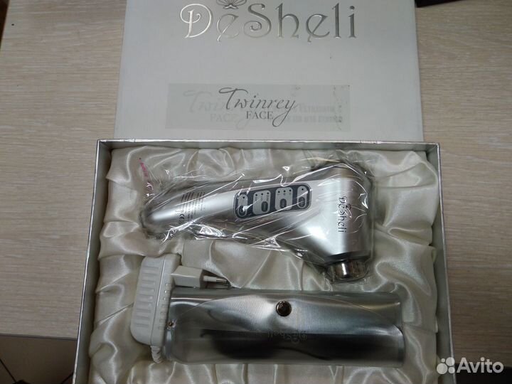 Прибор массажный для роста волос Desheli