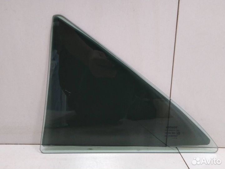 Стекло двери задней правой форточка Toyota Camry V