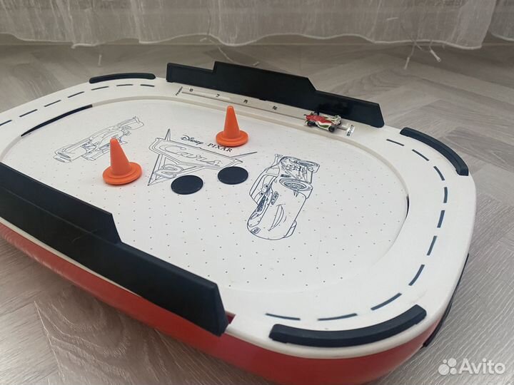 Настольный аэрохоккей