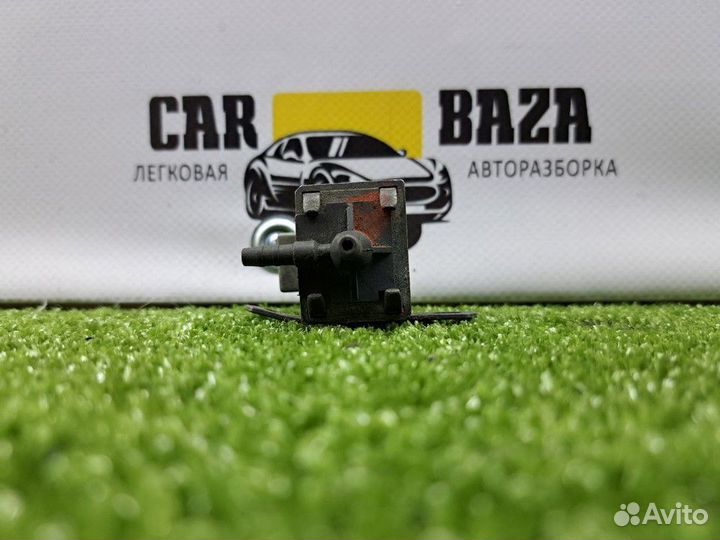 Клапан воздушного фильтра BMW 3