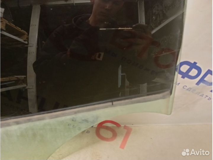 Стекло двери renault megane 2