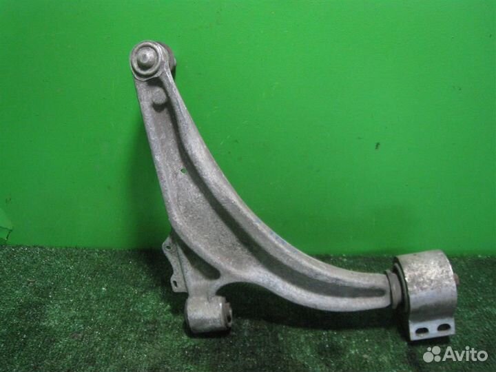 Рычаг передний левый нижний Opel Astra J 2010
