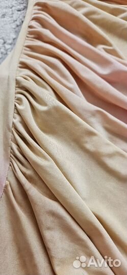 Обтягивающее платье