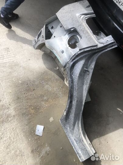 Крыло заднее правое Audi Q3