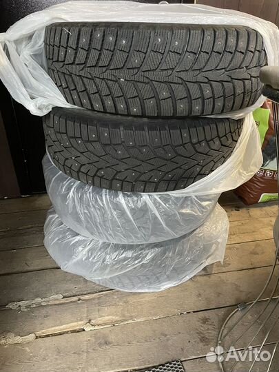 Шины зимние 225 65 r17