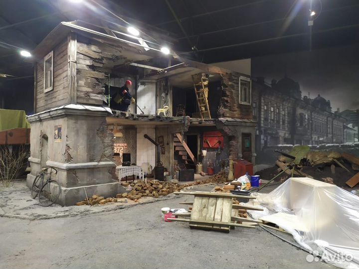 Художник-декоратор