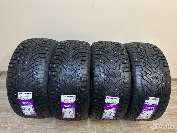 Tourador Ice Star TSW1 295/40 R21 112U