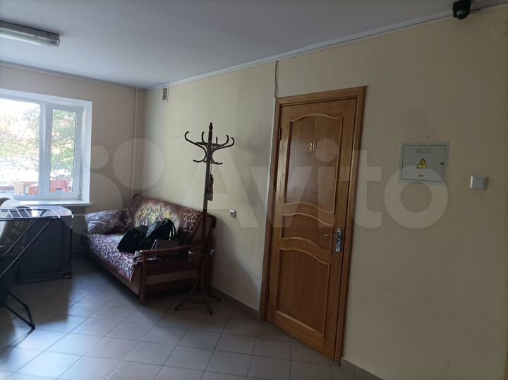 Комната 12,6 м² в 4-к., 2/9 эт.