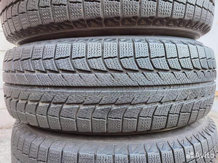 Michelin Latitude X-Ice XI2 215/70 R16 97T