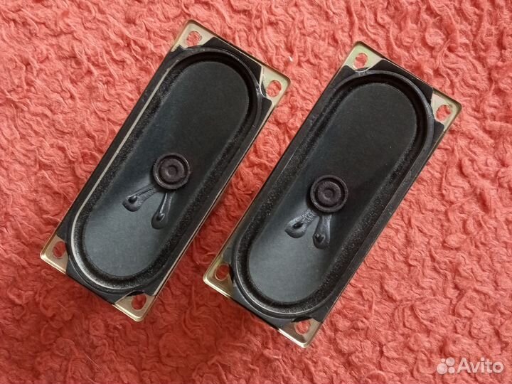 Две пары динамиков 5W
