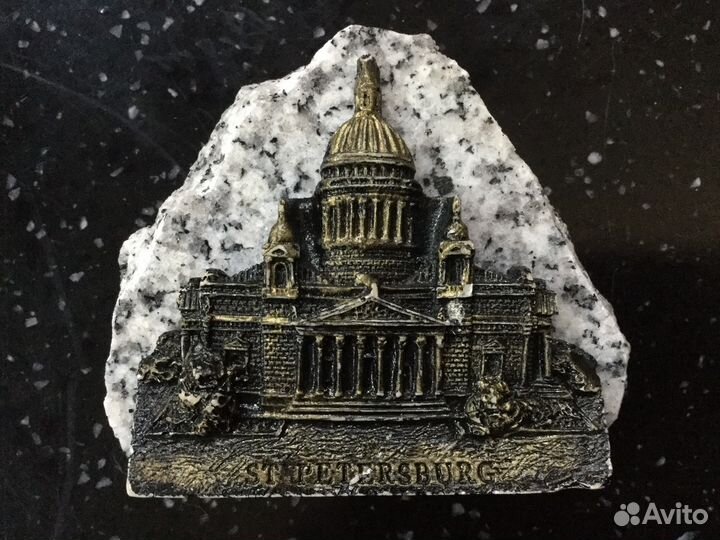 Статуэтка Санкт-Петербург