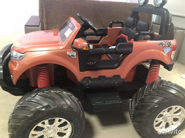 Детский электромобиль бу