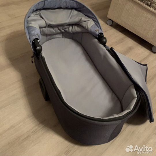 Коляска 2 в 1 Invictus V-Plus