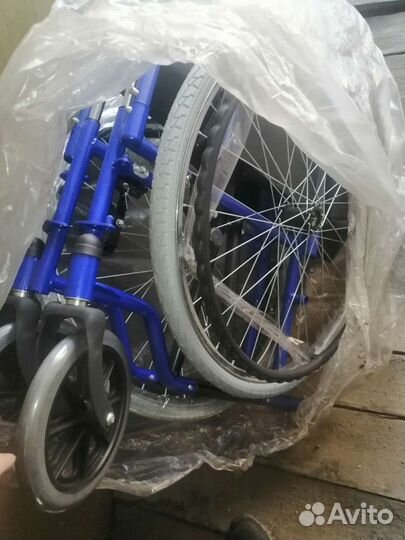 Инвалидная коляска