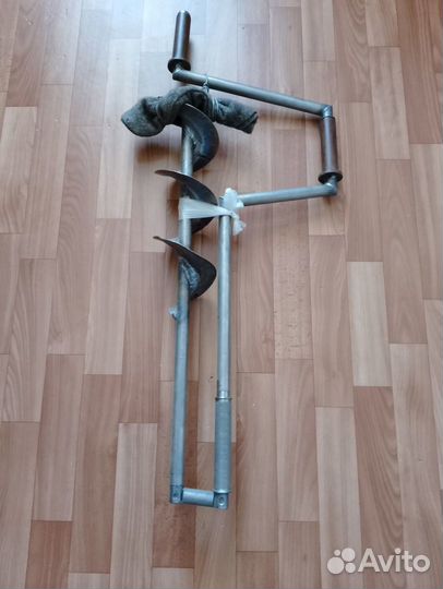 Ледобур титановый на 130