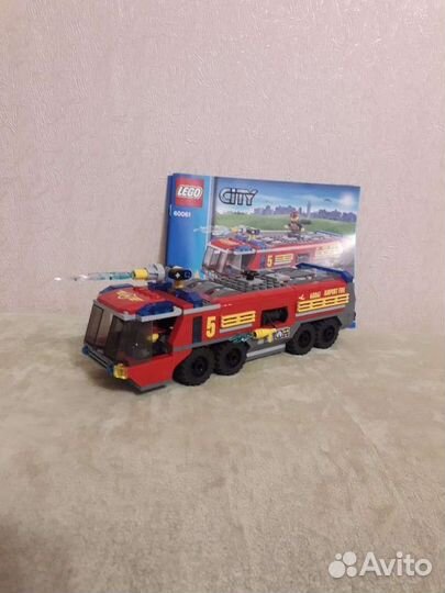 Лего Пожарная машина