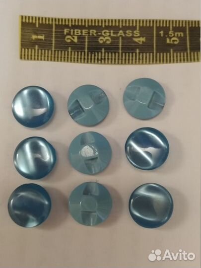 Пуговицы голубые