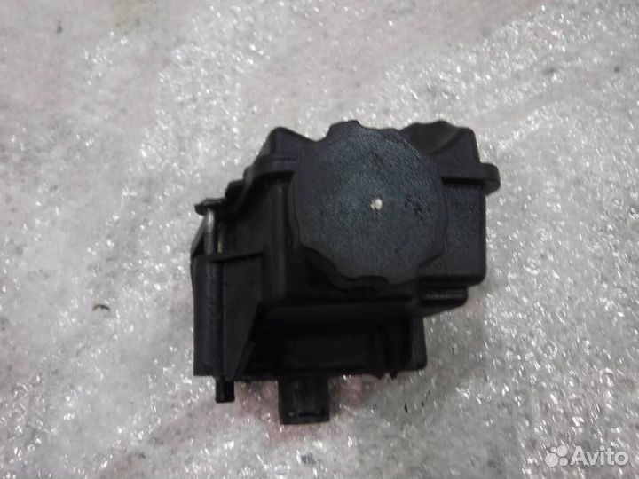 Бачок гидроусилителя