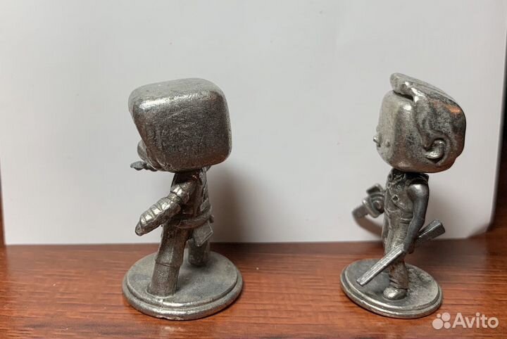 Металическая фигурка