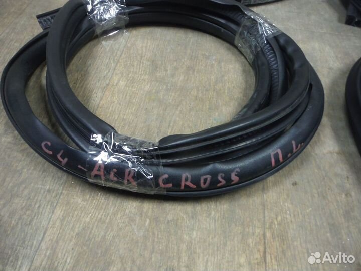 Уплотнитель проема двери C4 Aircross/ASX/4008 2015
