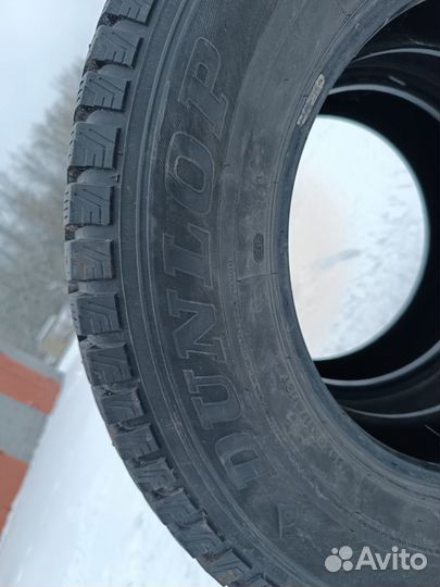 Dunlop SP Winter Ice 01 265/65 R17 112T